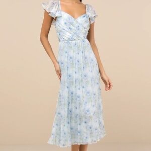 NWT Lulu's Gorgeous Presence Blue Floral Pleated Lace-Up Midi Dress Medium